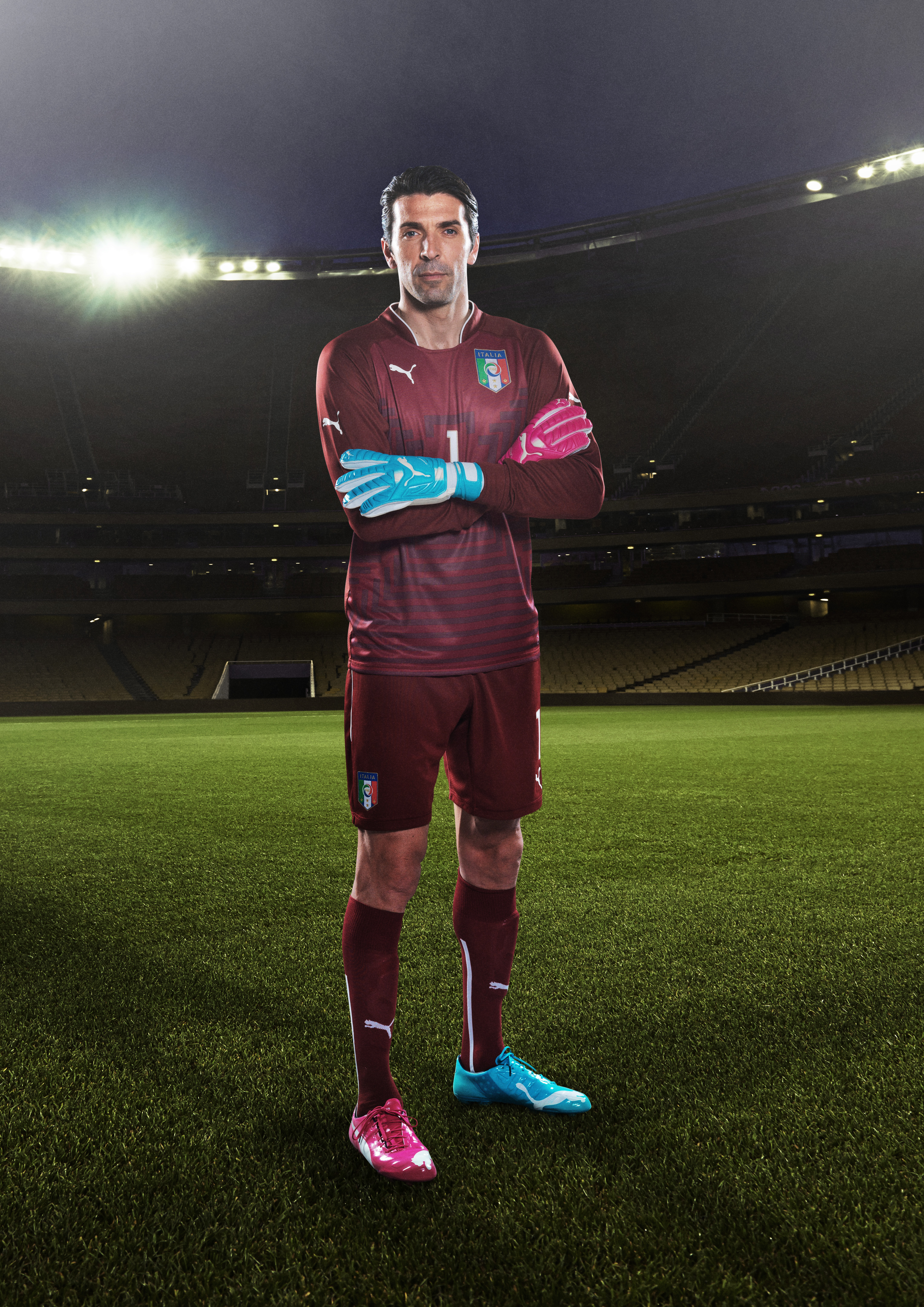 Buffon believes Italy can repeat history. In Brazil he will wear the PUMA evoPOWER Tricks boot