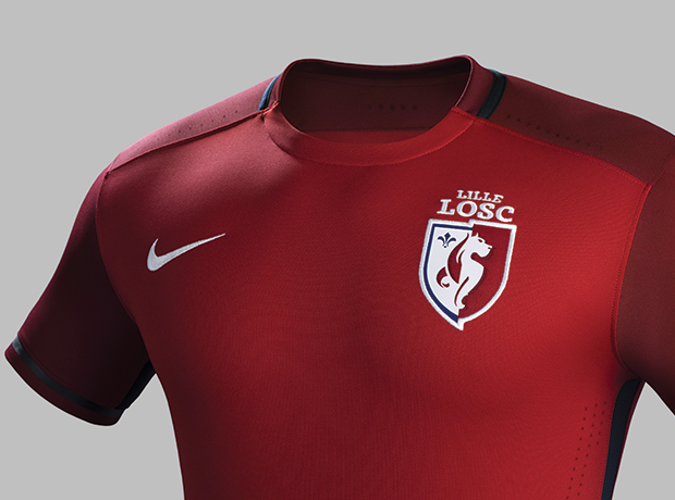 Fa15_FB_WE_Club_Kits_PR_Match_Crest_H_Lille_R_low