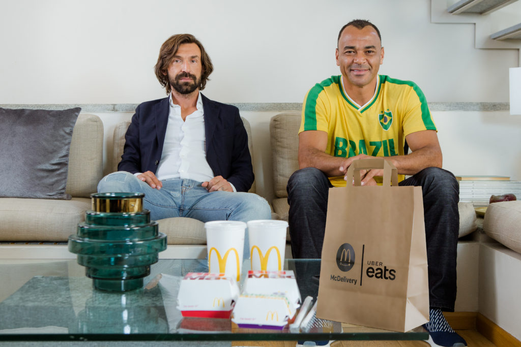 Andrea Pirlo Cafu McDelivery UberEats