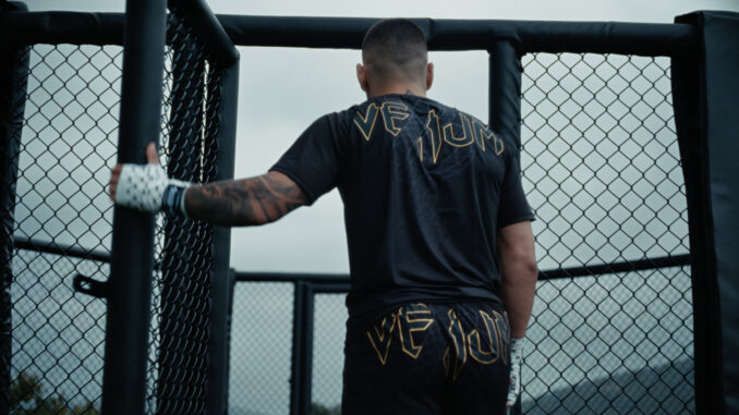 visuel officiel de la campagne VENUM x SQUAD STUDIOS “Unstoppable Journey”