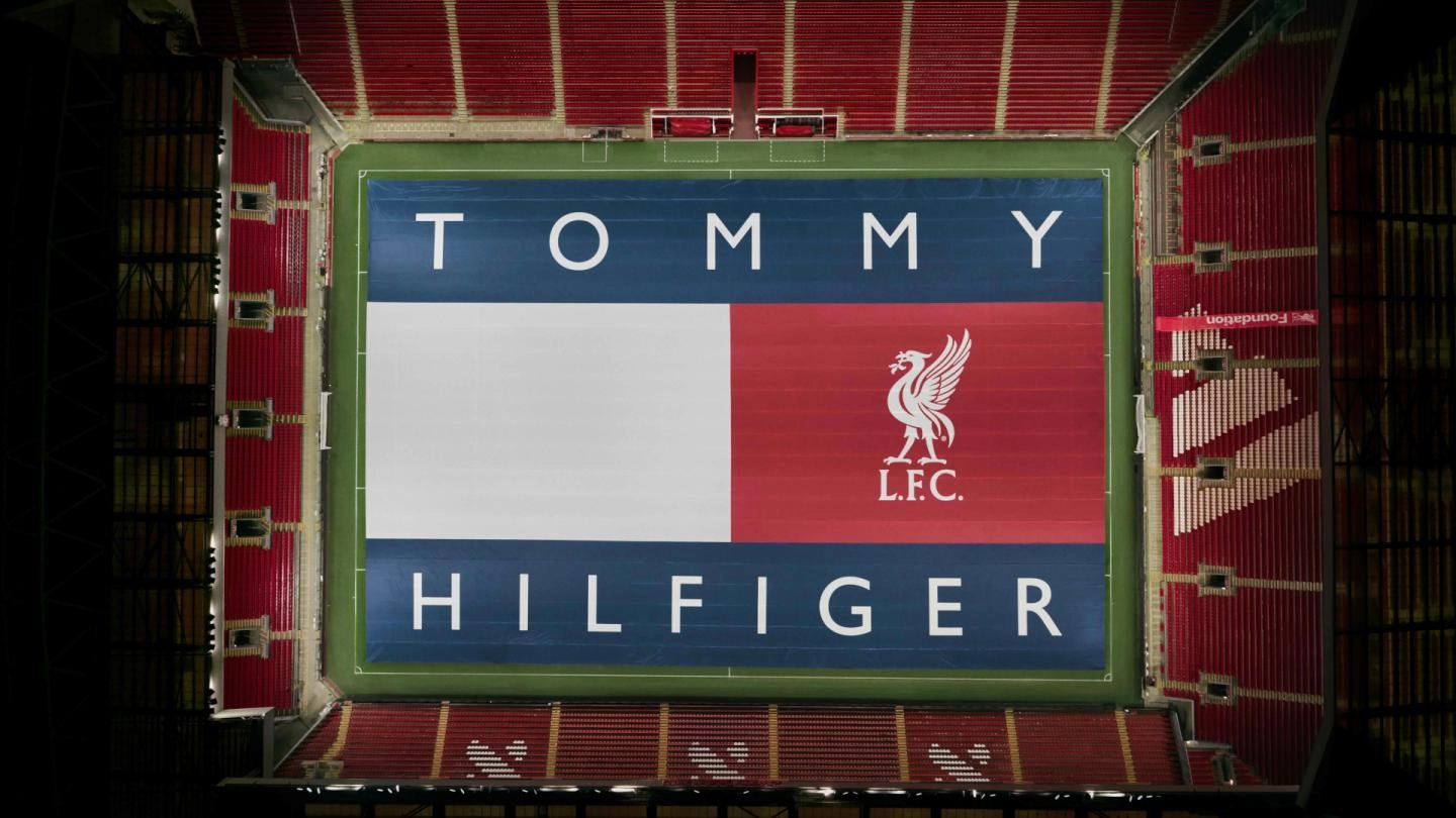bache Tommy Hilfiger Anfield Liverpool FC