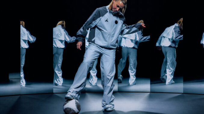 campagne PSG Jordan Night Edition maillot Fourth saison 2025-2026