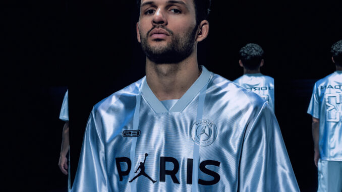 Gonçalo Ramos portant le maillot Fourth Jordan Night Edition 2025-2026