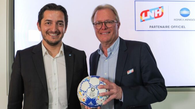 Signature du partenariat Konica Minolta LNH lors du séminaire national 2026