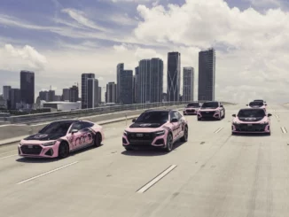 Visuel officiel du partenariat Inter Miami CF x Audi présentant le logo des véhicules Audi sur une autoroute représentative de la ville de Miami.