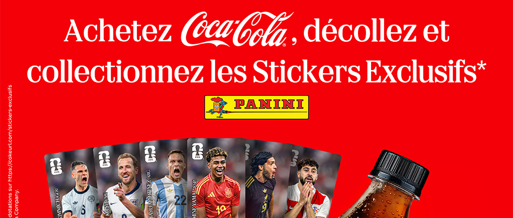 Visuel publicitaire Coca-Cola x Panini pour la Coupe du Monde de la FIFA 2026 montrant six stickers collectors de joueurs et une bouteille Coca-Cola Zéro Sucres