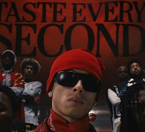 Central Cee dans la campagne Coca-Cola Premier League « Taste Every Second »