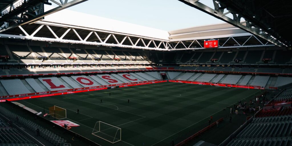Visuel d'annonce du partenariat entre Brasseries Kronenbourg et le LOSC à la Decathlon Arena