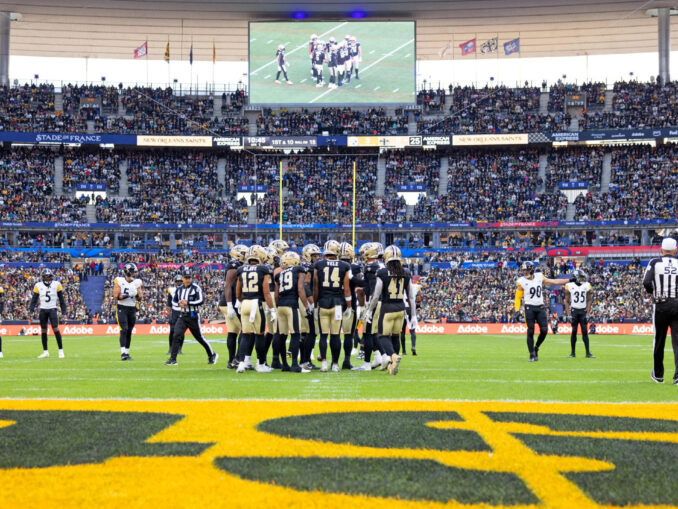 Stade de France plein lors du NFL Paris Game entre les New Orleans Saints et les Pittsburgh Steelers, le 25 octobre 2026
